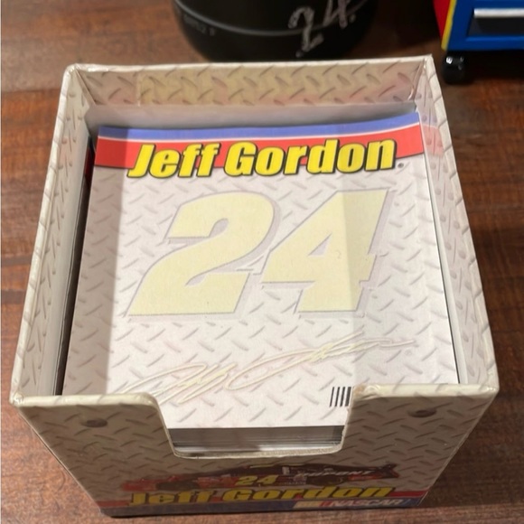 Jeff Gordon Desk Memorabilia - Picture 4 of 5